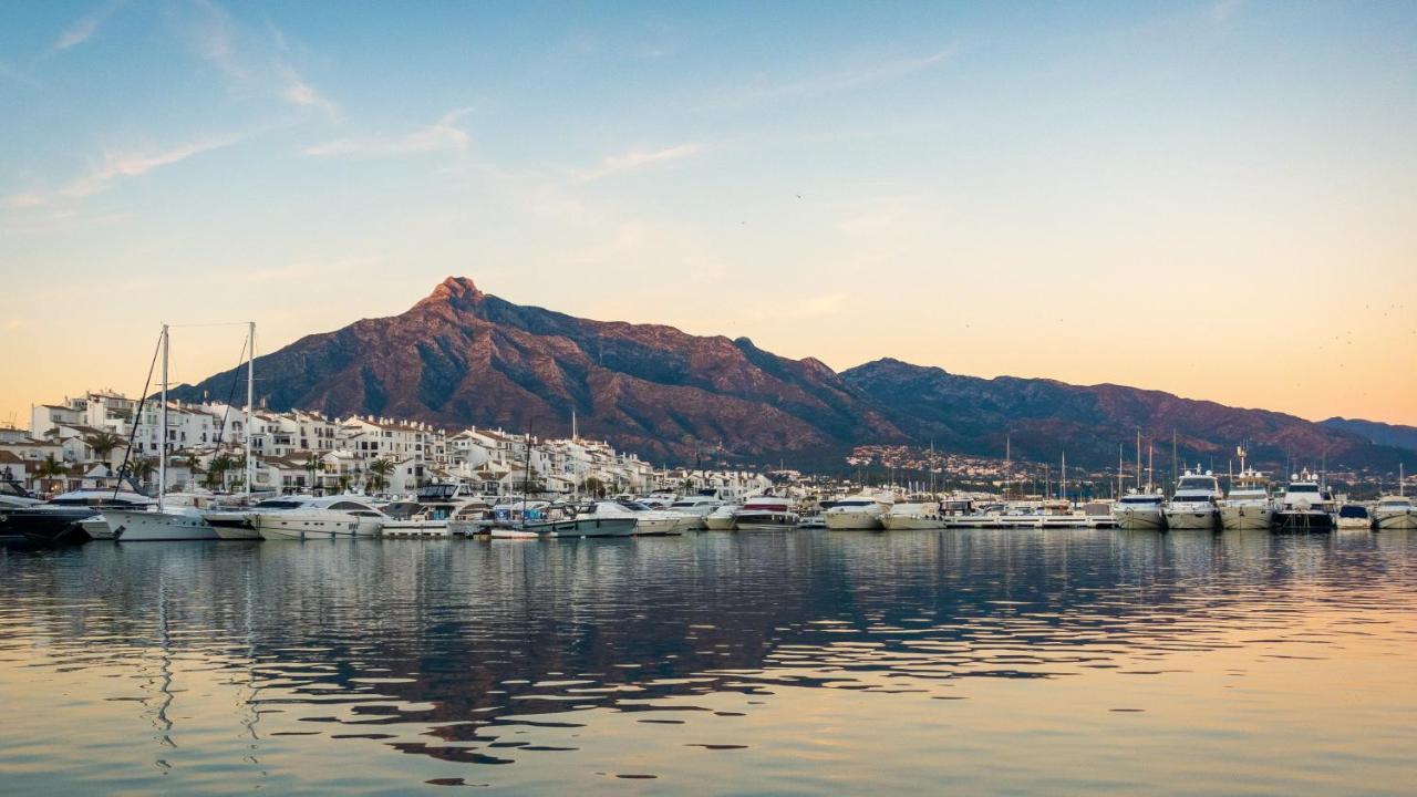 Exclusive Puerto Banus Beach Apartment Free Parking Wifi & Swimming Pool Marbellac Extérieur photo