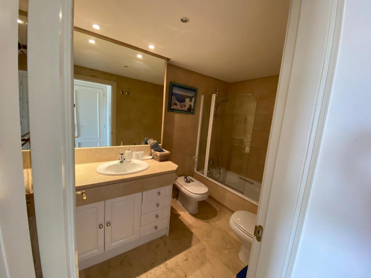 Exclusive Puerto Banus Beach Apartment Free Parking Wifi & Swimming Pool Marbellac Extérieur photo