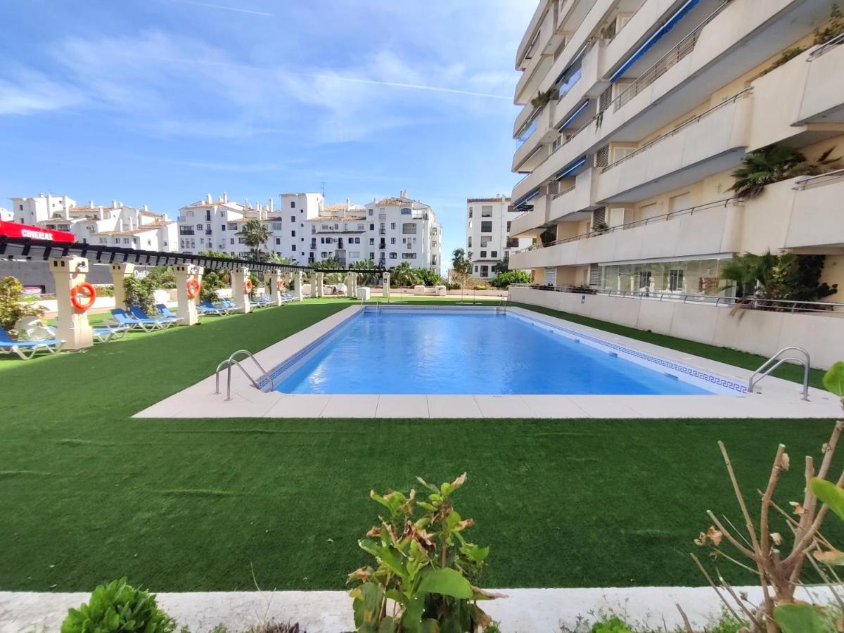 Exclusive Puerto Banus Beach Apartment Free Parking Wifi & Swimming Pool Marbellac Extérieur photo